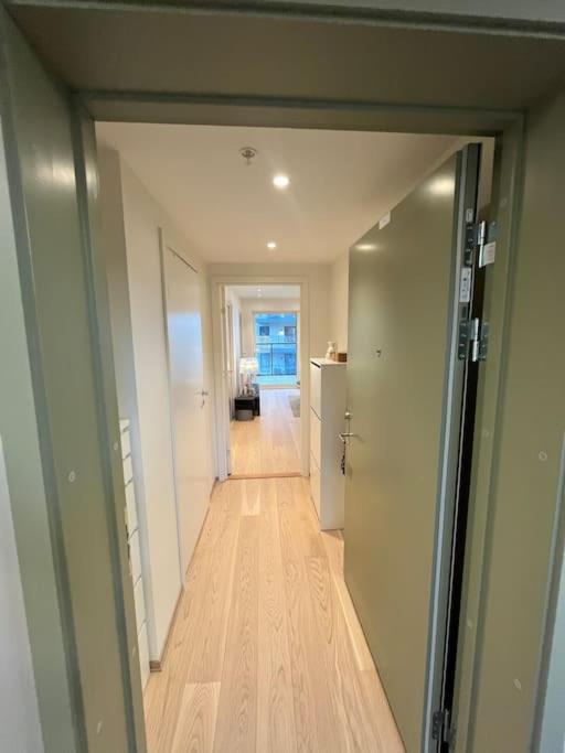 Moderne Selveierleilighet Med Terrasse I 5.etasje Leilighet